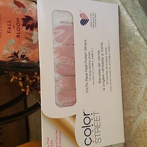 Color Street nail polish strips
